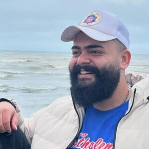 دانلود آهنگ علیراد شاید خونه بخریم توی جهان دیگه
